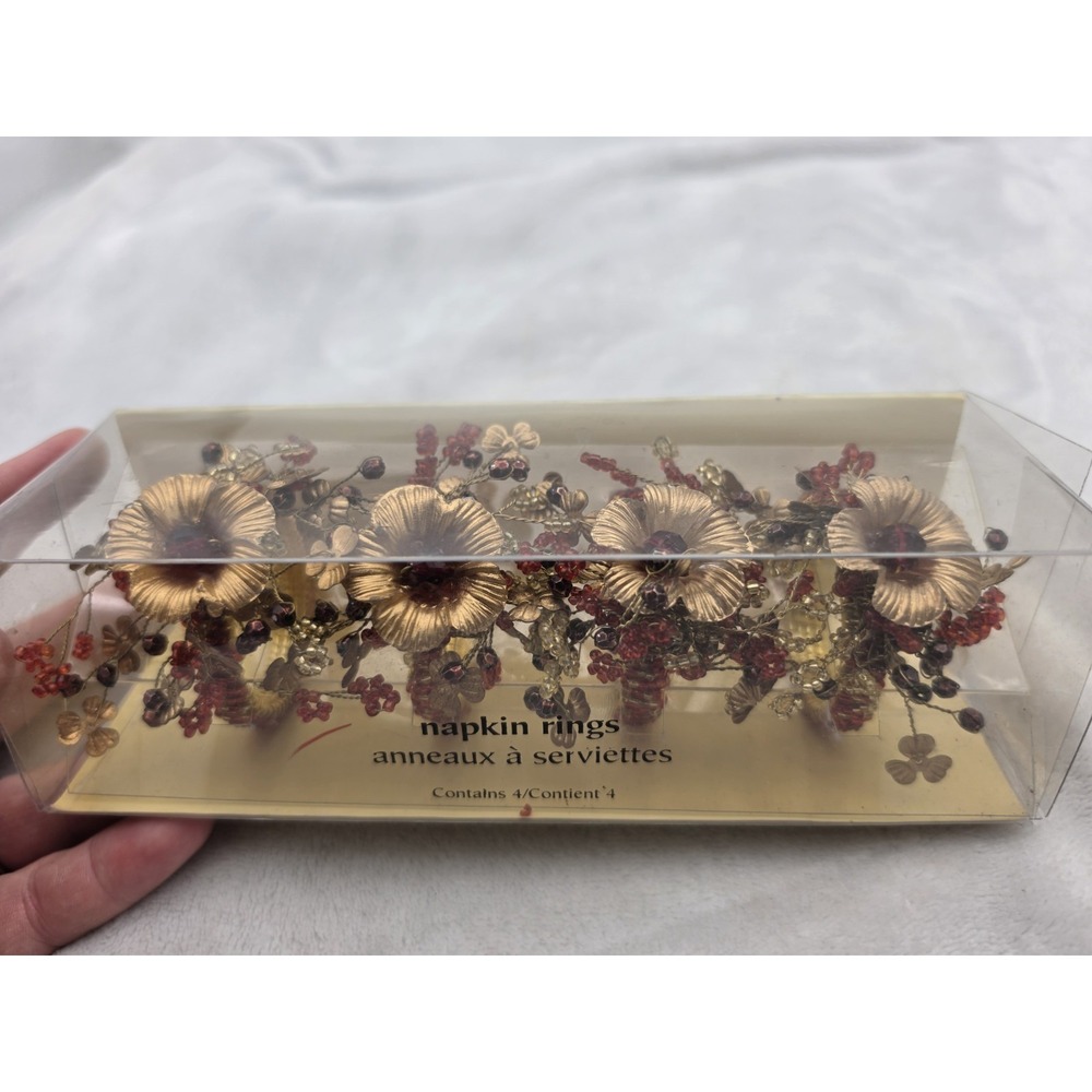 Pier 1 Imports Beaded Floral Napkin Rings Red Gold Set of 4 SKU 2074553 Holiday